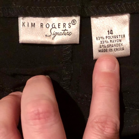 KIM ROGERS—WOMEN’S PLUS—BLACK—SIDE ZIP–FRONT PLEATS, KNEE LENGTH SKIRT!! EUC!! - Picture 7 of 8